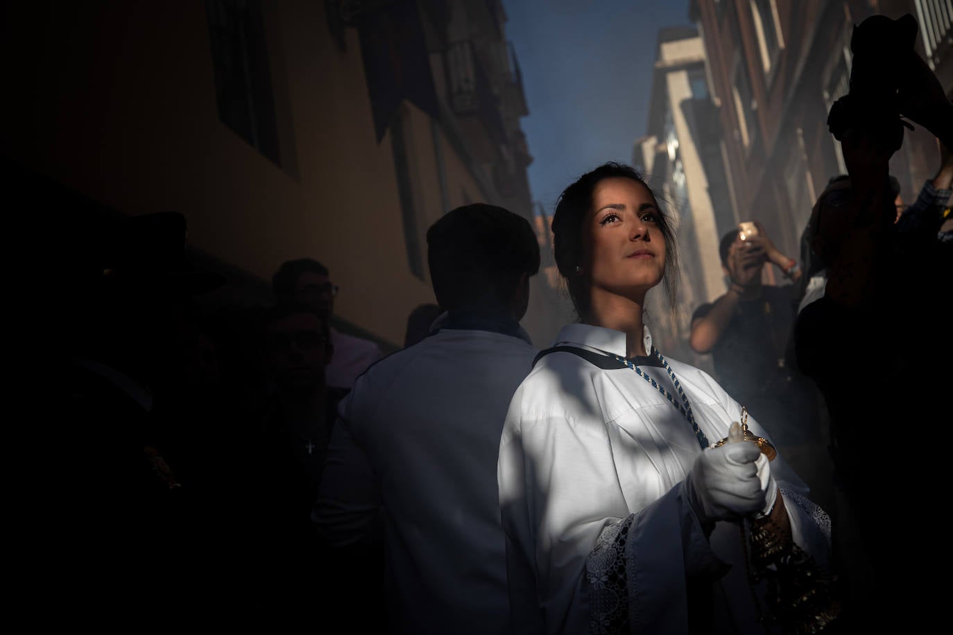 El paso del Huerto, por las calles de Granada
