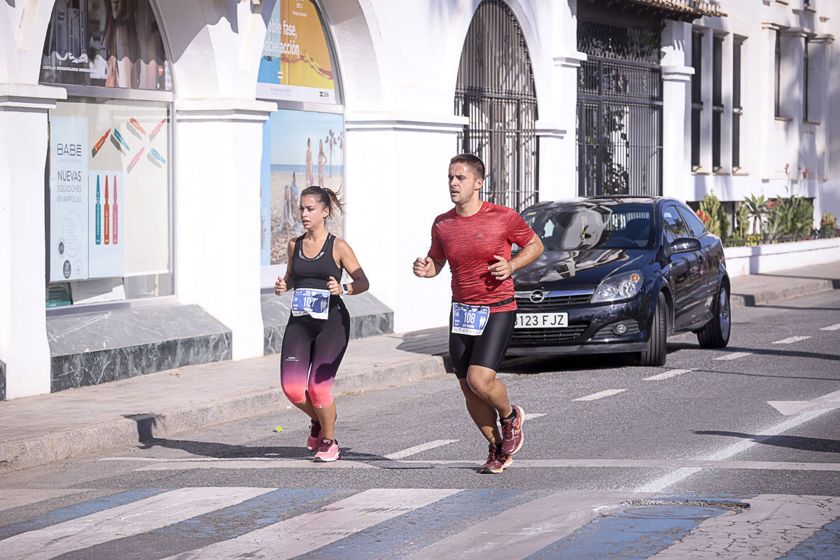 Los marroquís Abdelhadi El Mouaziz y Nazha Machouh reinan en Motril