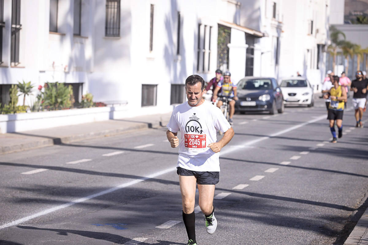 Los marroquís Abdelhadi El Mouaziz y Nazha Machouh reinan en Motril