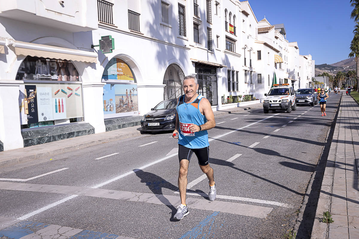 Los marroquís Abdelhadi El Mouaziz y Nazha Machouh reinan en Motril