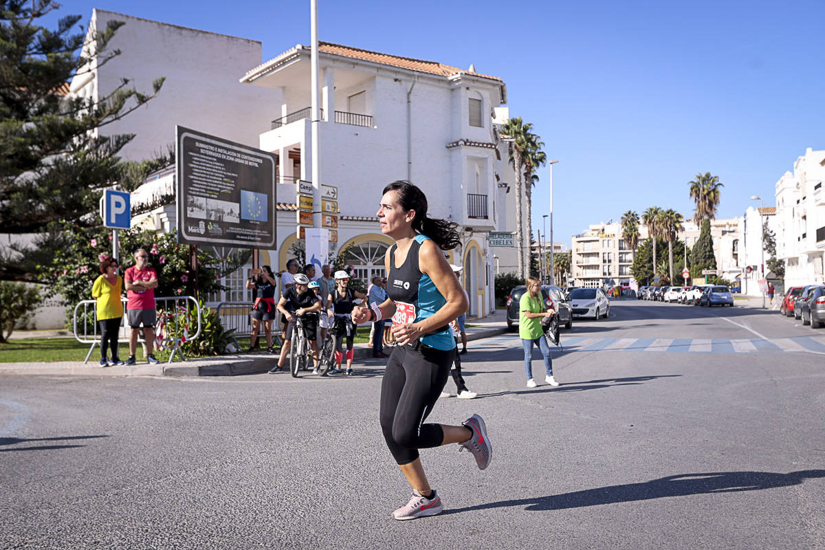 Los marroquís Abdelhadi El Mouaziz y Nazha Machouh reinan en Motril