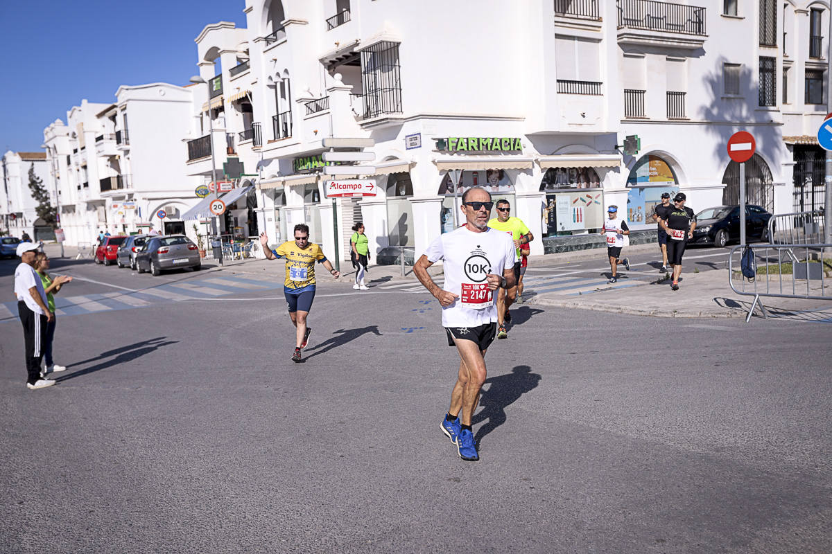 Los marroquís Abdelhadi El Mouaziz y Nazha Machouh reinan en Motril