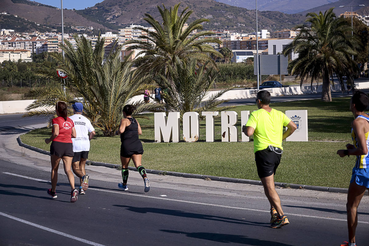 Los marroquís Abdelhadi El Mouaziz y Nazha Machouh reinan en Motril