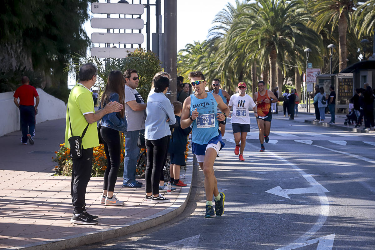 Los marroquís Abdelhadi El Mouaziz y Nazha Machouh reinan en Motril