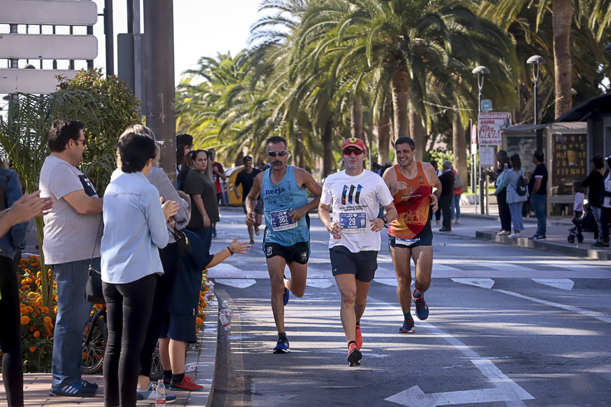 Los marroquís Abdelhadi El Mouaziz y Nazha Machouh reinan en Motril