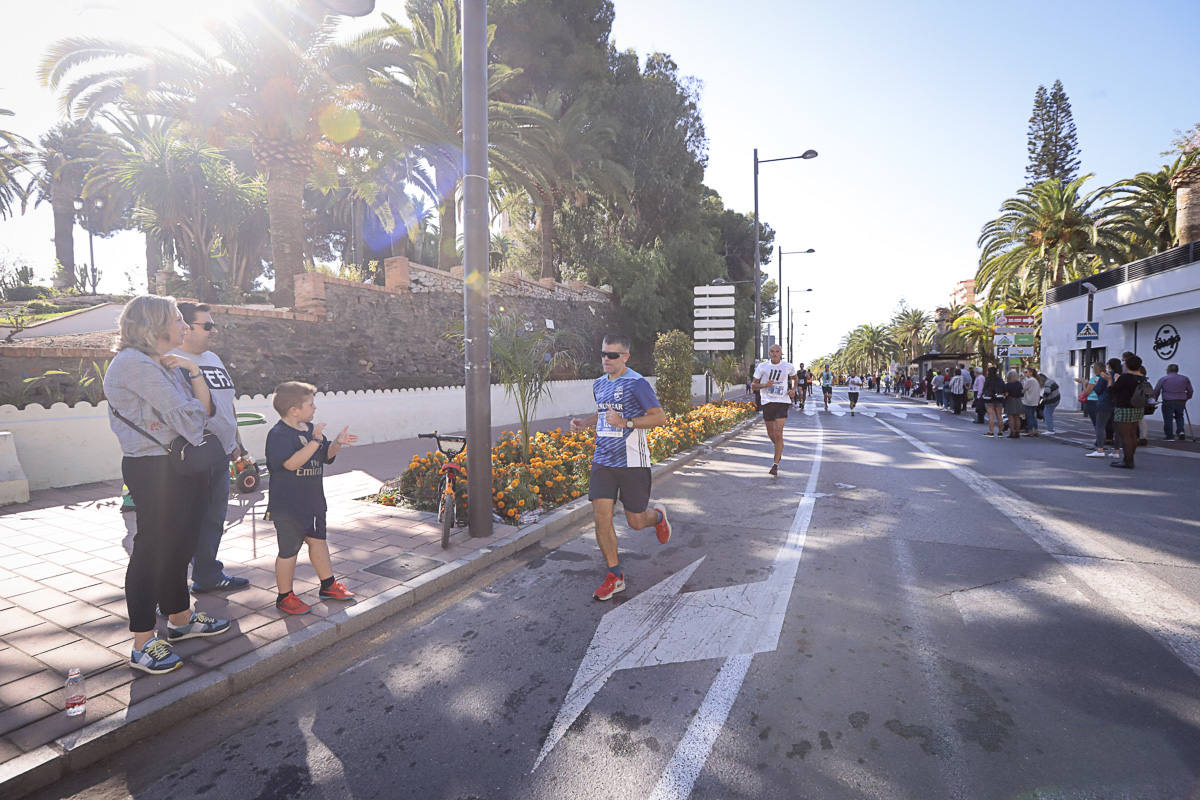 Los marroquís Abdelhadi El Mouaziz y Nazha Machouh reinan en Motril