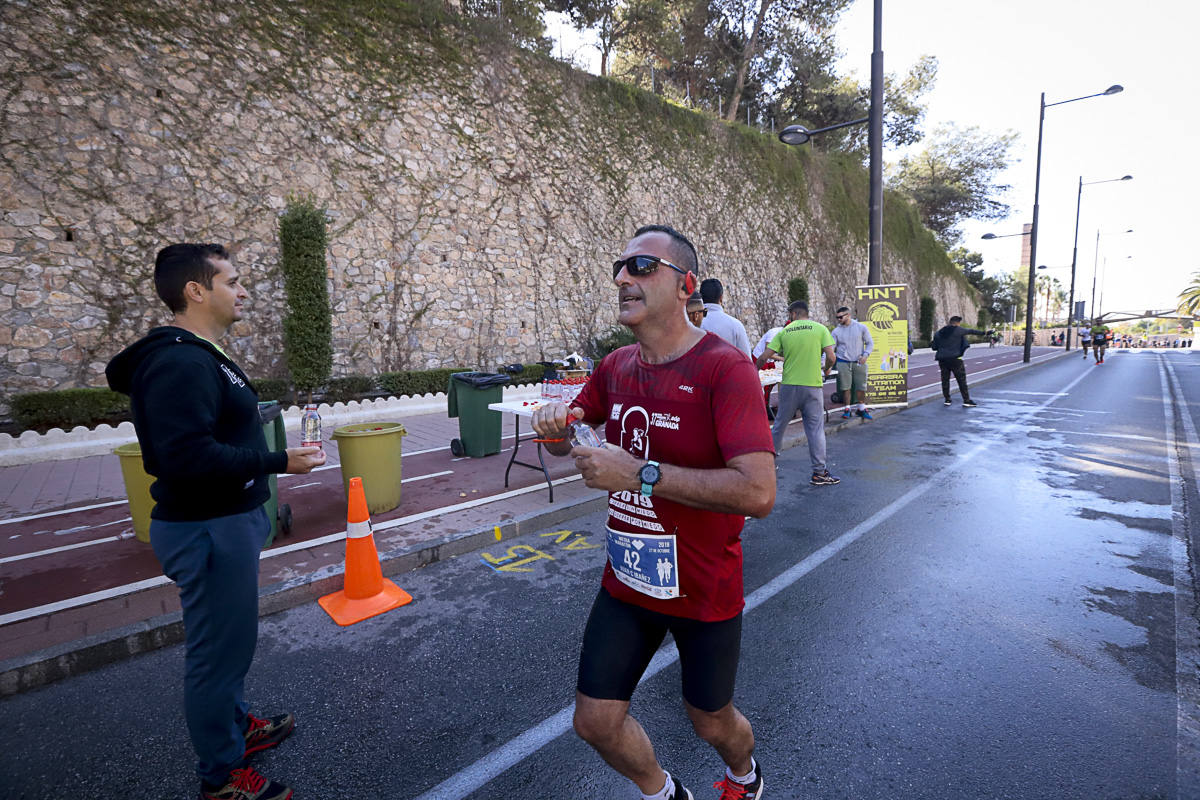 Los marroquís Abdelhadi El Mouaziz y Nazha Machouh reinan en Motril