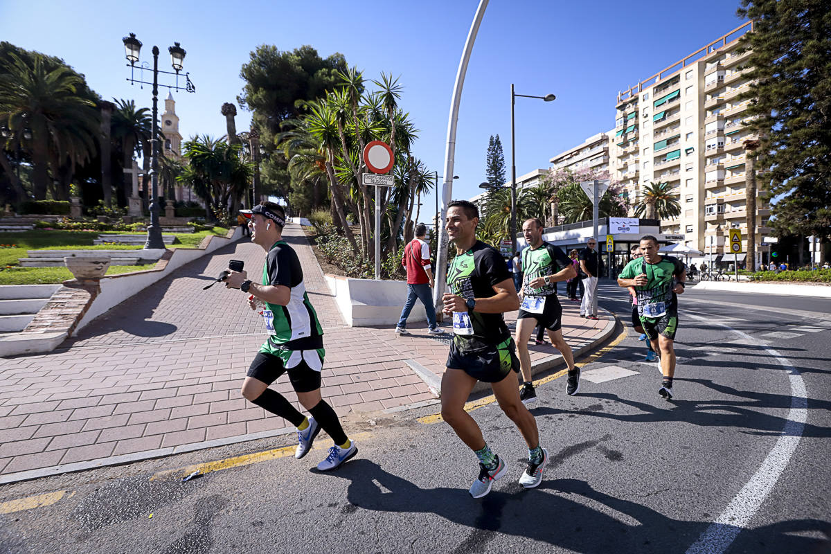 Los marroquís Abdelhadi El Mouaziz y Nazha Machouh reinan en Motril