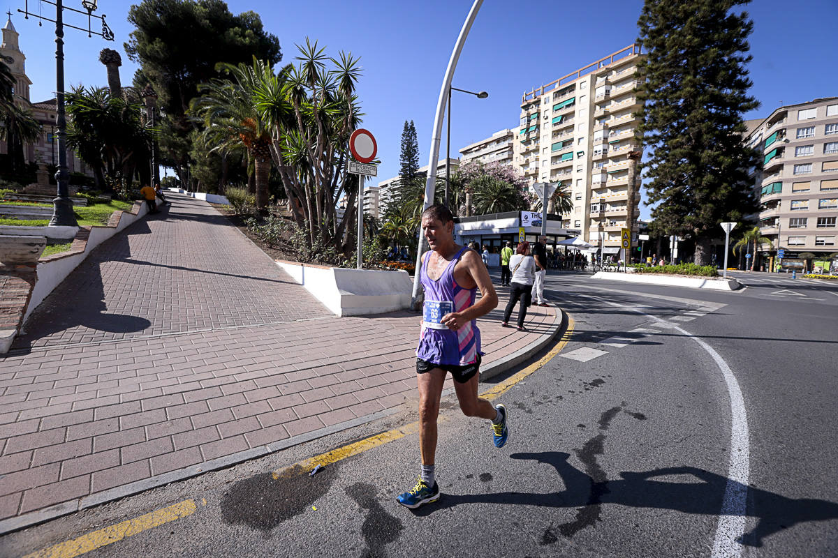 Los marroquís Abdelhadi El Mouaziz y Nazha Machouh reinan en Motril