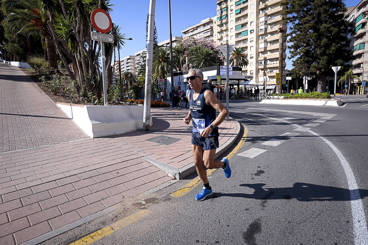 Los marroquís Abdelhadi El Mouaziz y Nazha Machouh reinan en Motril