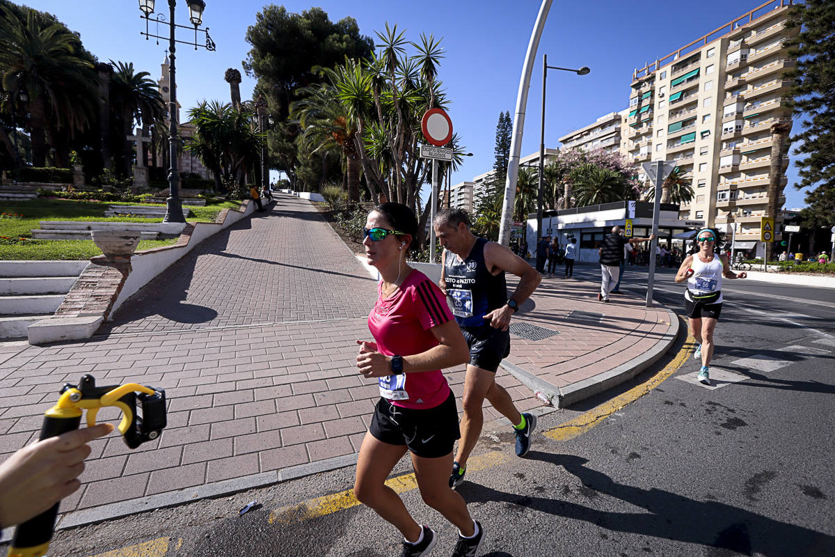 Los marroquís Abdelhadi El Mouaziz y Nazha Machouh reinan en Motril