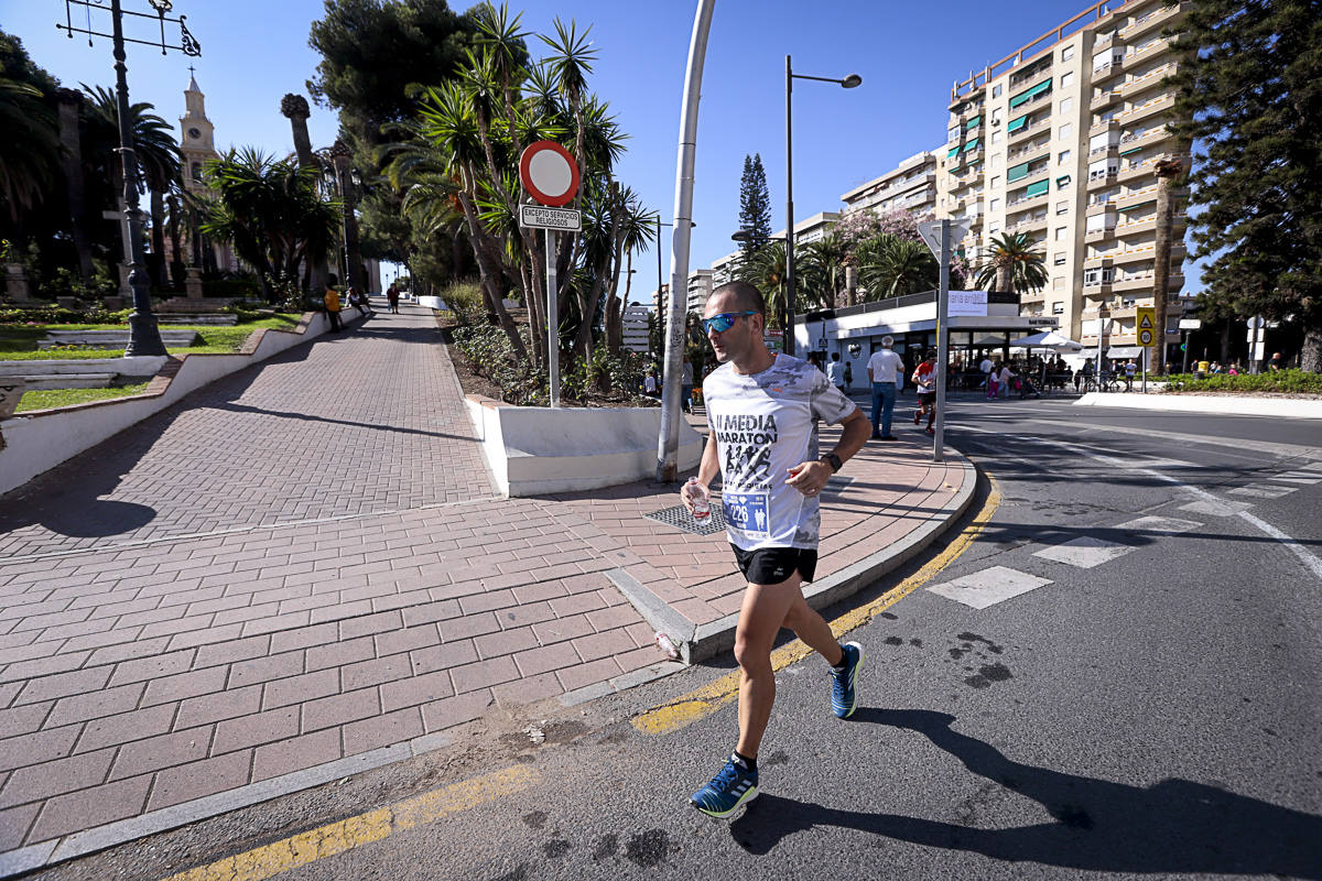 Los marroquís Abdelhadi El Mouaziz y Nazha Machouh reinan en Motril