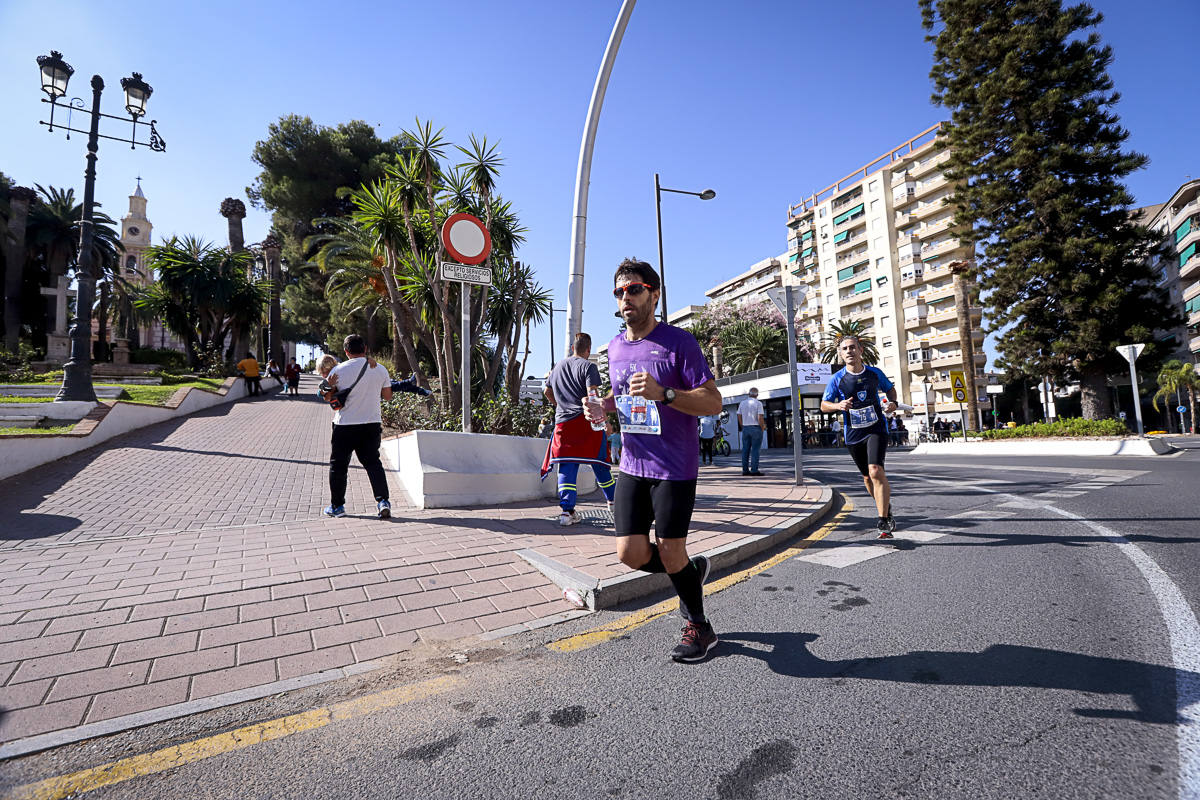 Los marroquís Abdelhadi El Mouaziz y Nazha Machouh reinan en Motril