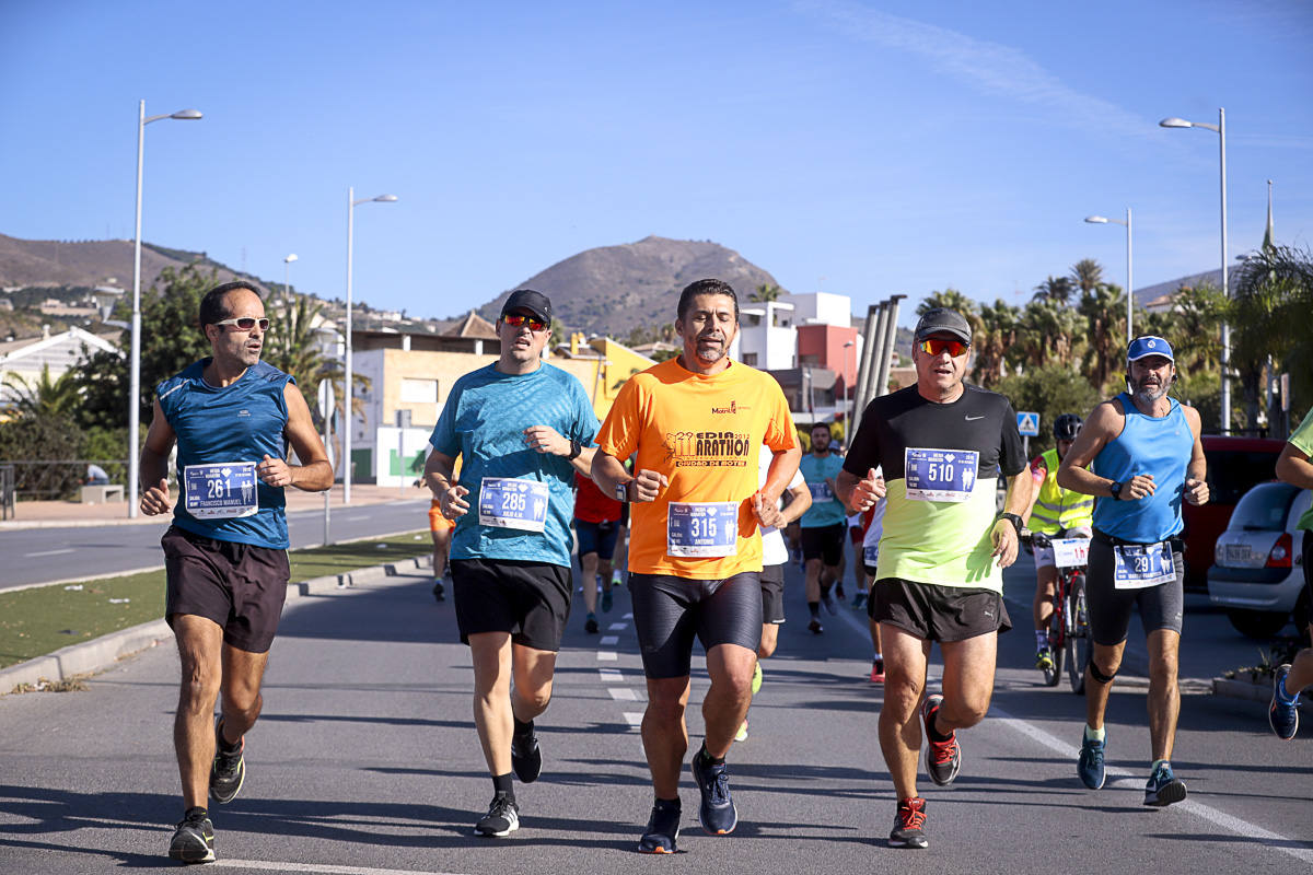 Los marroquís Abdelhadi El Mouaziz y Nazha Machouh reinan en Motril