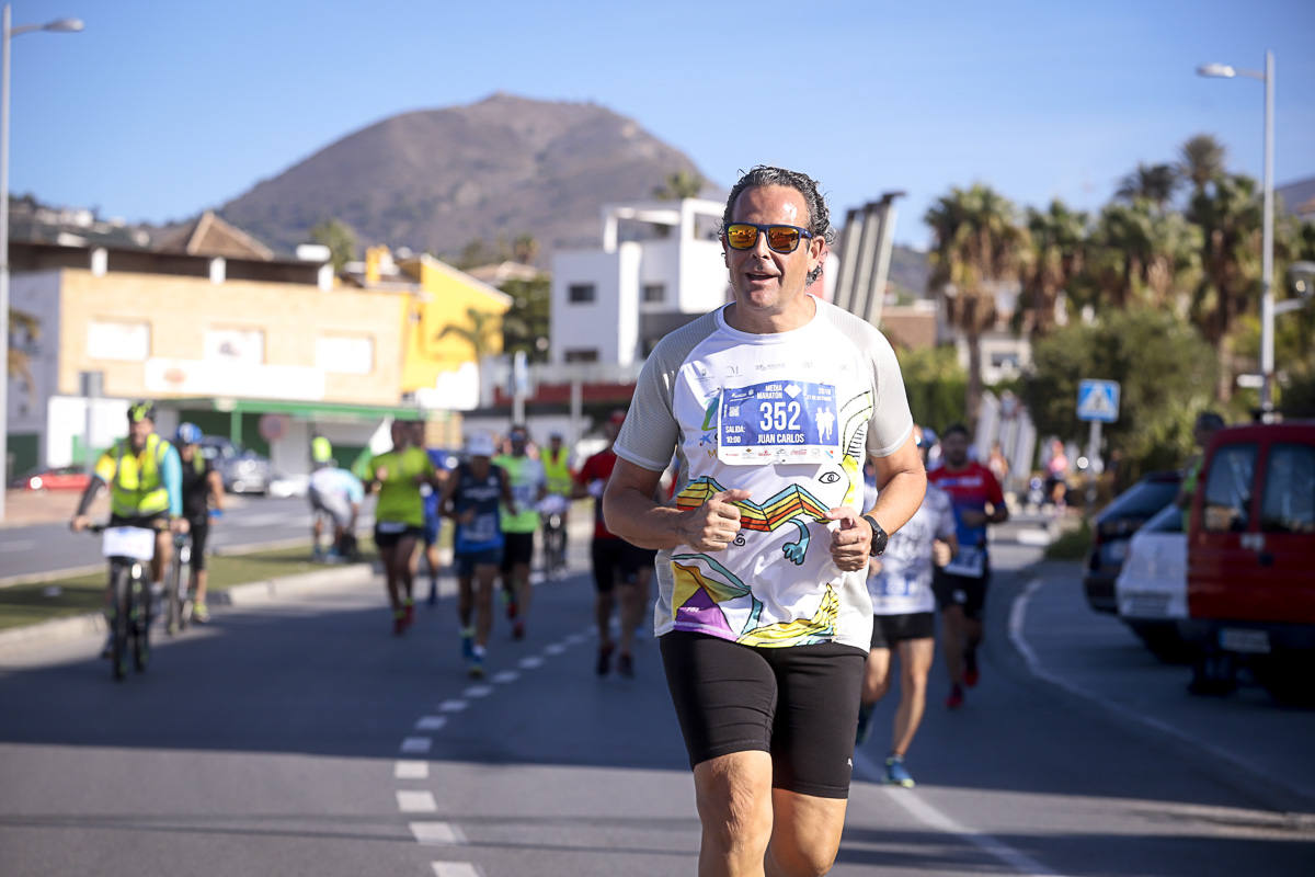 Los marroquís Abdelhadi El Mouaziz y Nazha Machouh reinan en Motril