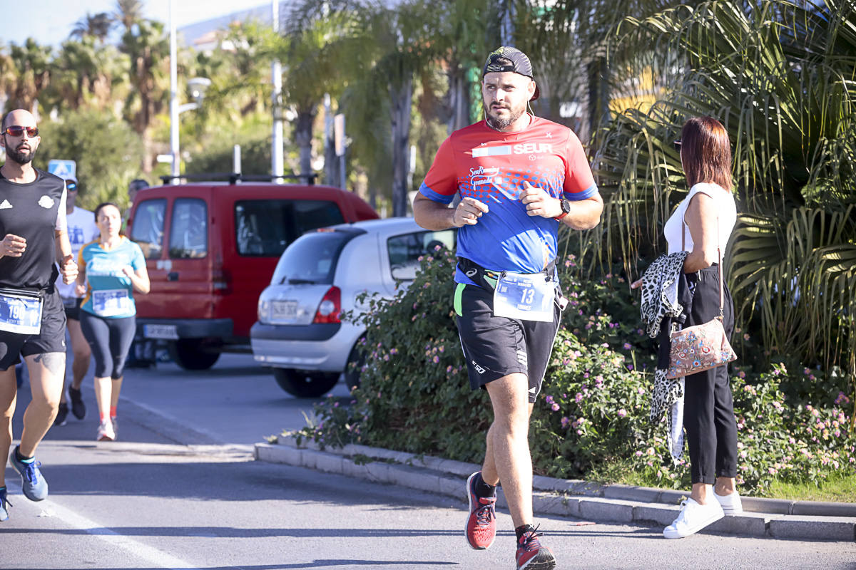 Los marroquís Abdelhadi El Mouaziz y Nazha Machouh reinan en Motril