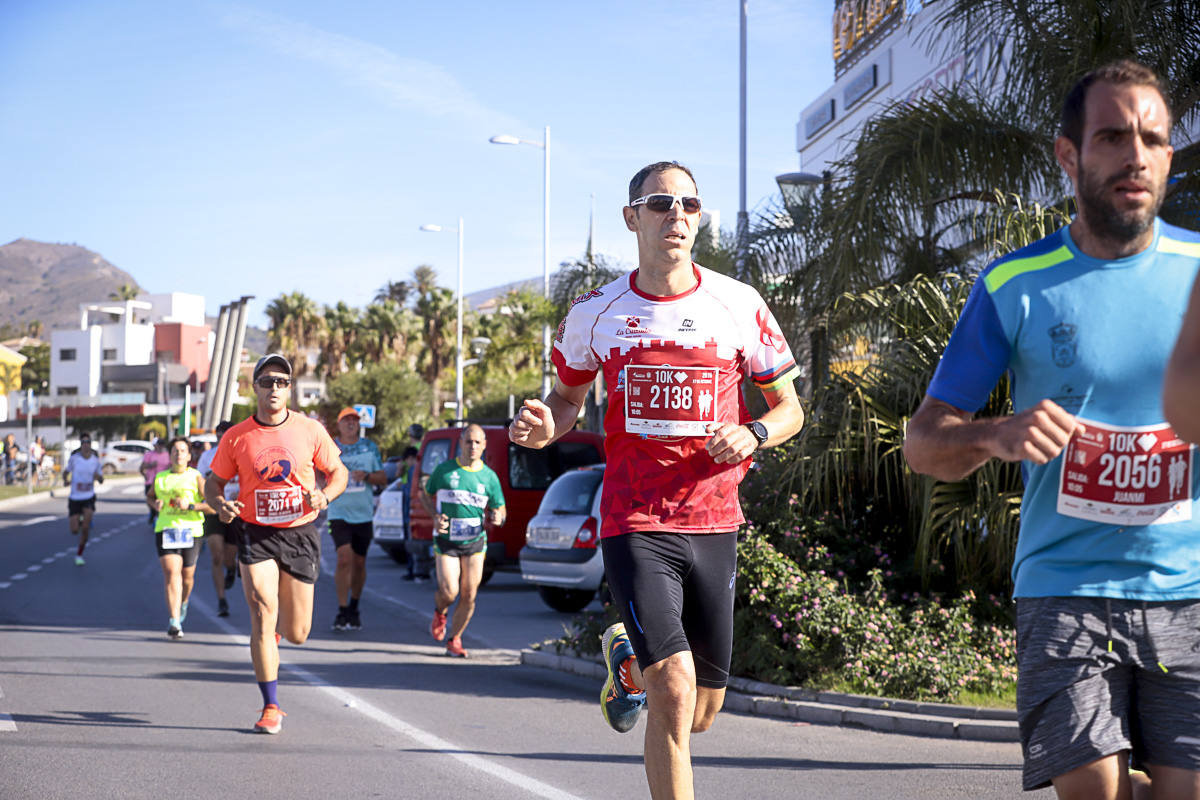 Los marroquís Abdelhadi El Mouaziz y Nazha Machouh reinan en Motril