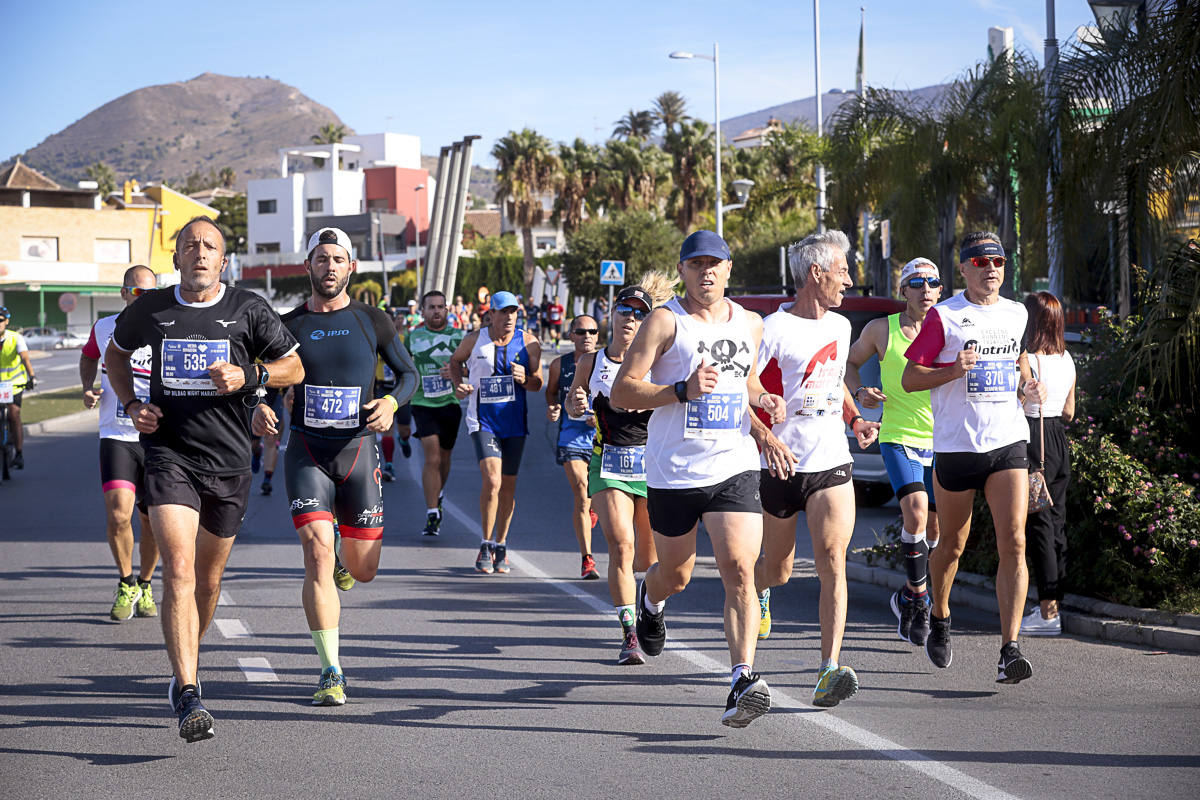 Los marroquís Abdelhadi El Mouaziz y Nazha Machouh reinan en Motril