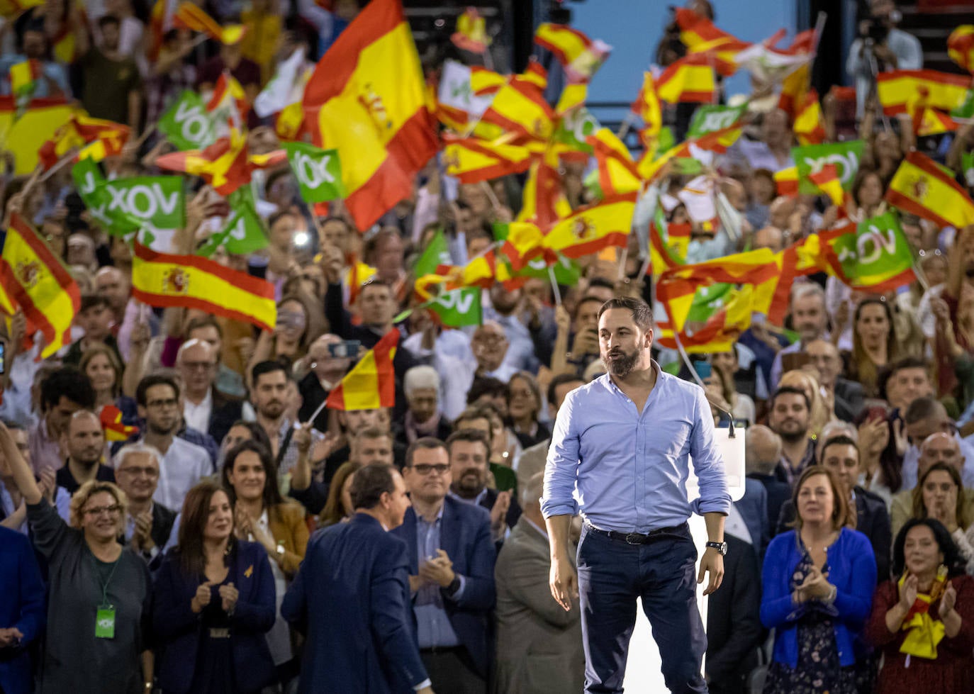 Abascal presenta a su partido como única alternativa para echar a Sánchez de la Moncloa