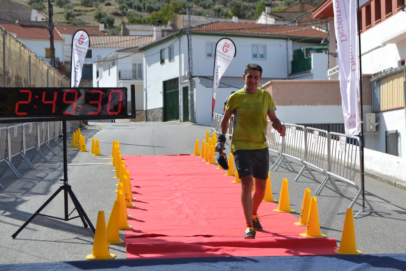 Cerca de 150 deportistas, entre participantes del trail, minitrail y senderistas, celebran en esta prueba que tuvo lugar en una agradable mañana de domingo 