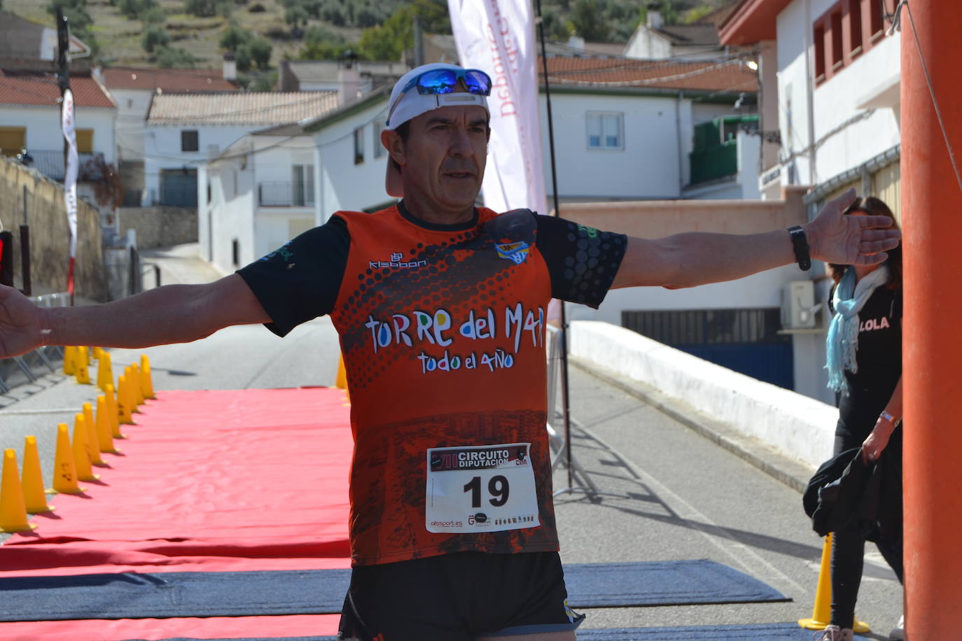 Cerca de 150 deportistas, entre participantes del trail, minitrail y senderistas, celebran en esta prueba que tuvo lugar en una agradable mañana de domingo 