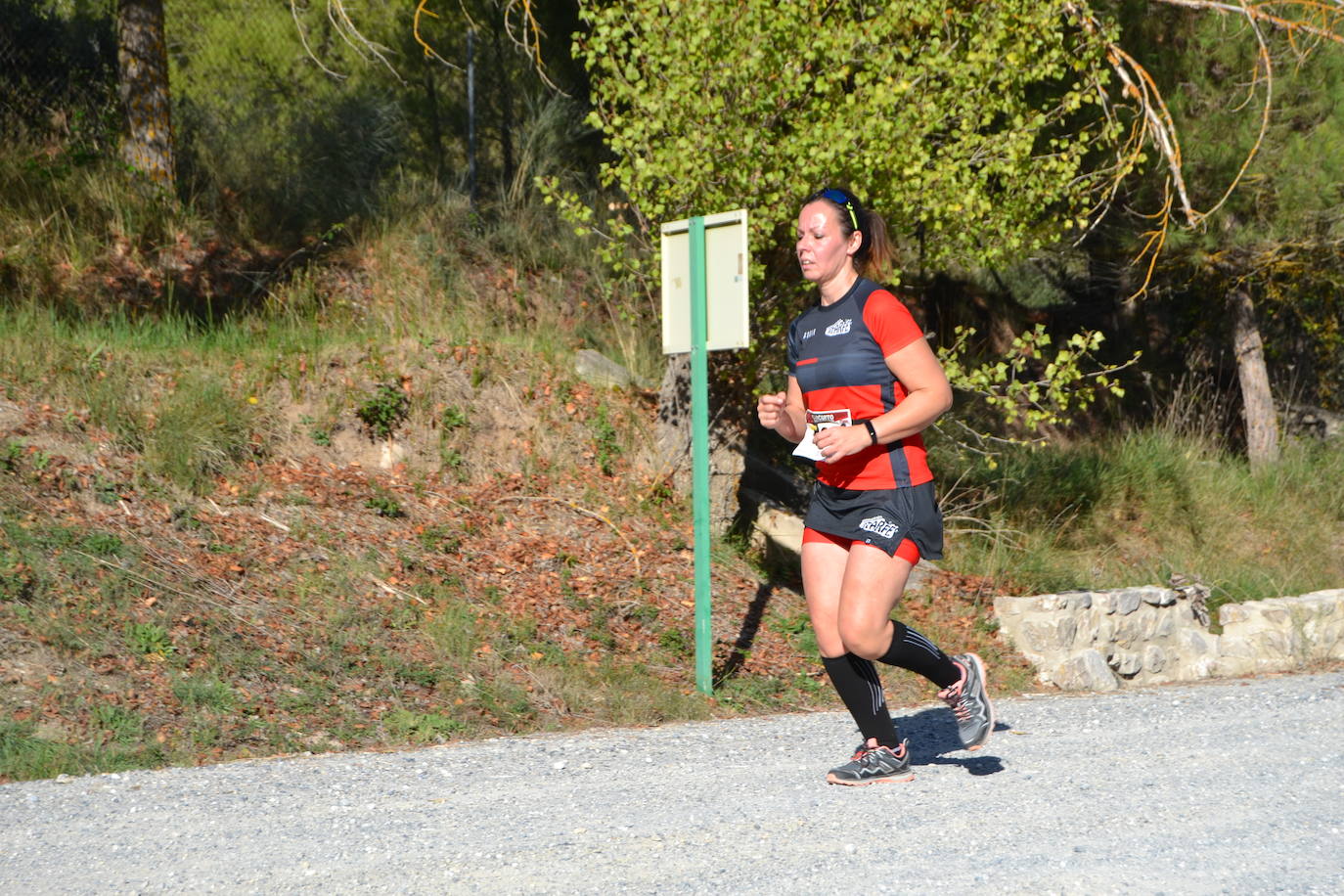 Cerca de 150 deportistas, entre participantes del trail, minitrail y senderistas, celebran en esta prueba que tuvo lugar en una agradable mañana de domingo 