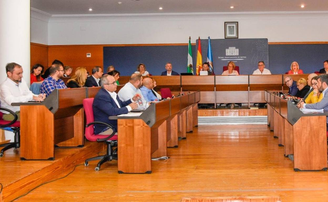El Ayuntamiento da luz verde a la modificación del PGOU que permitirá ampliar el suelo cultivable de Motril