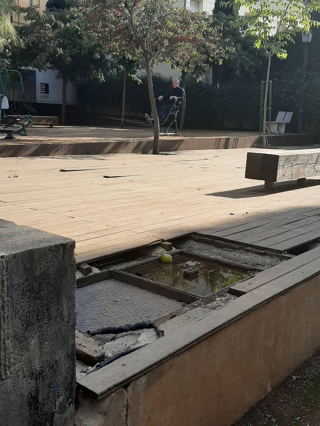 Fotos: Este es el mal estado del parque del Cuarto Real de Granada