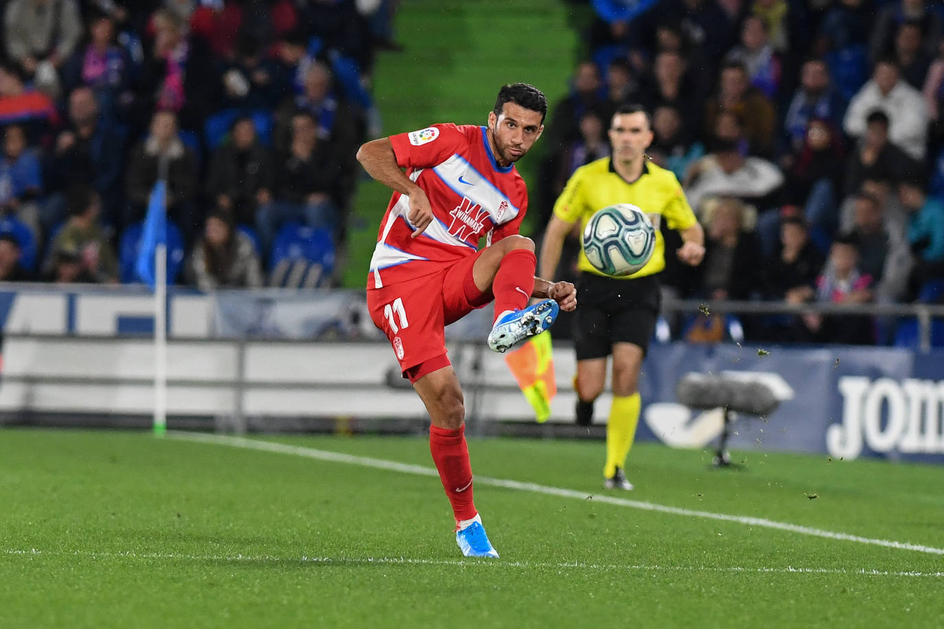 Las mejores instantáneas del choque en el Coliseum Alfonso Pérez