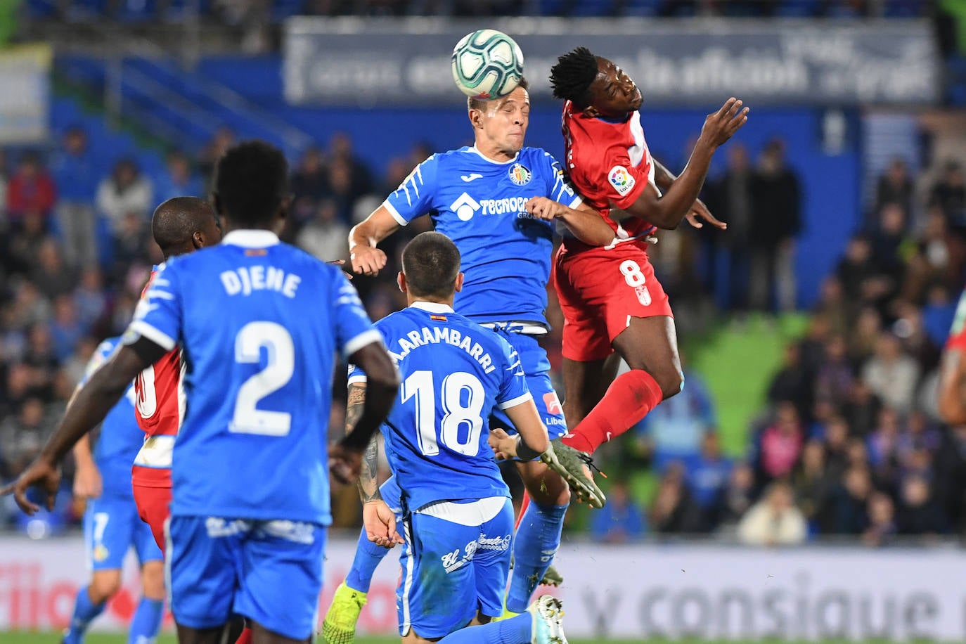 Las mejores instantáneas del choque en el Coliseum Alfonso Pérez