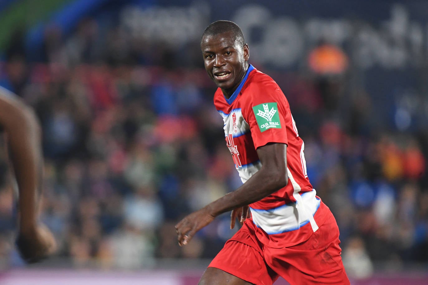 Las mejores instantáneas del choque en el Coliseum Alfonso Pérez