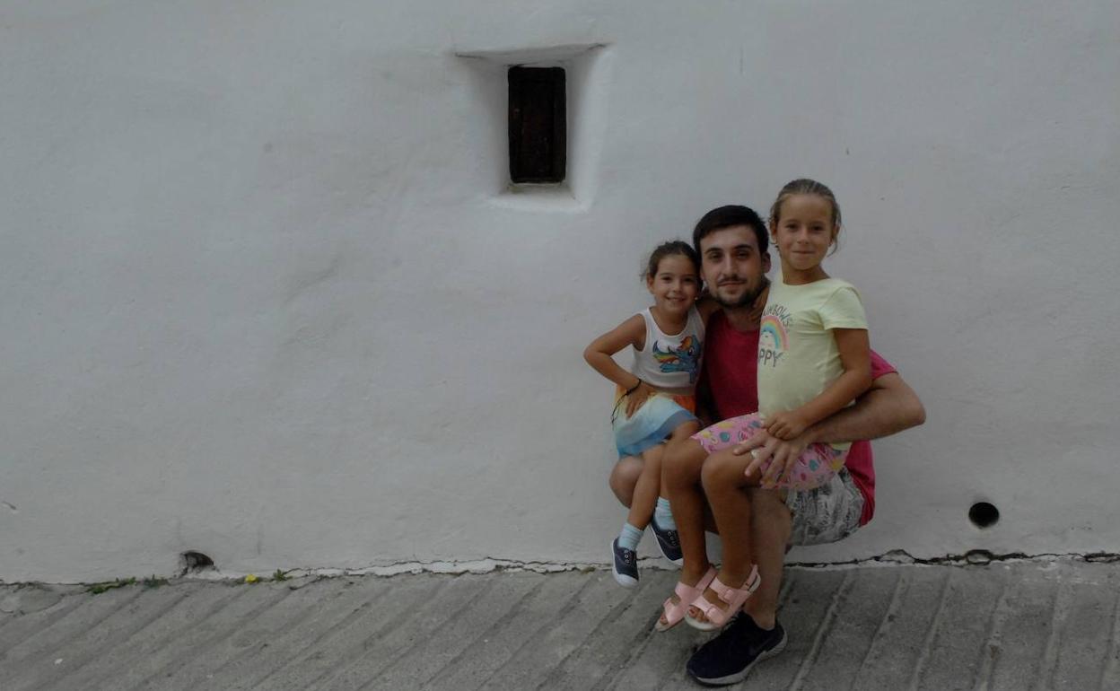 Alpujarra de Granada | El minúsculo Postigo del Pan de Capileira se convierte en atractivo turístico