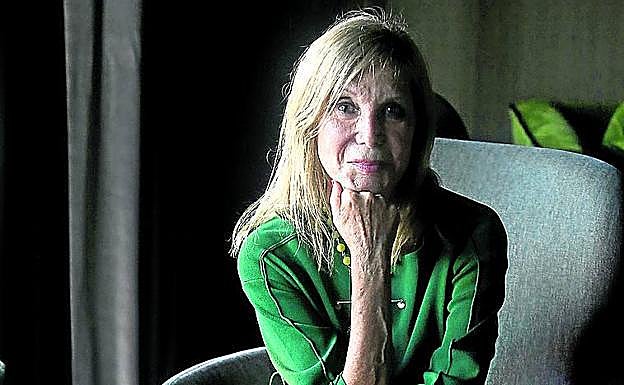 Pilar Eyre: «Con mi hermana 'indepe' ya no hablo de política»