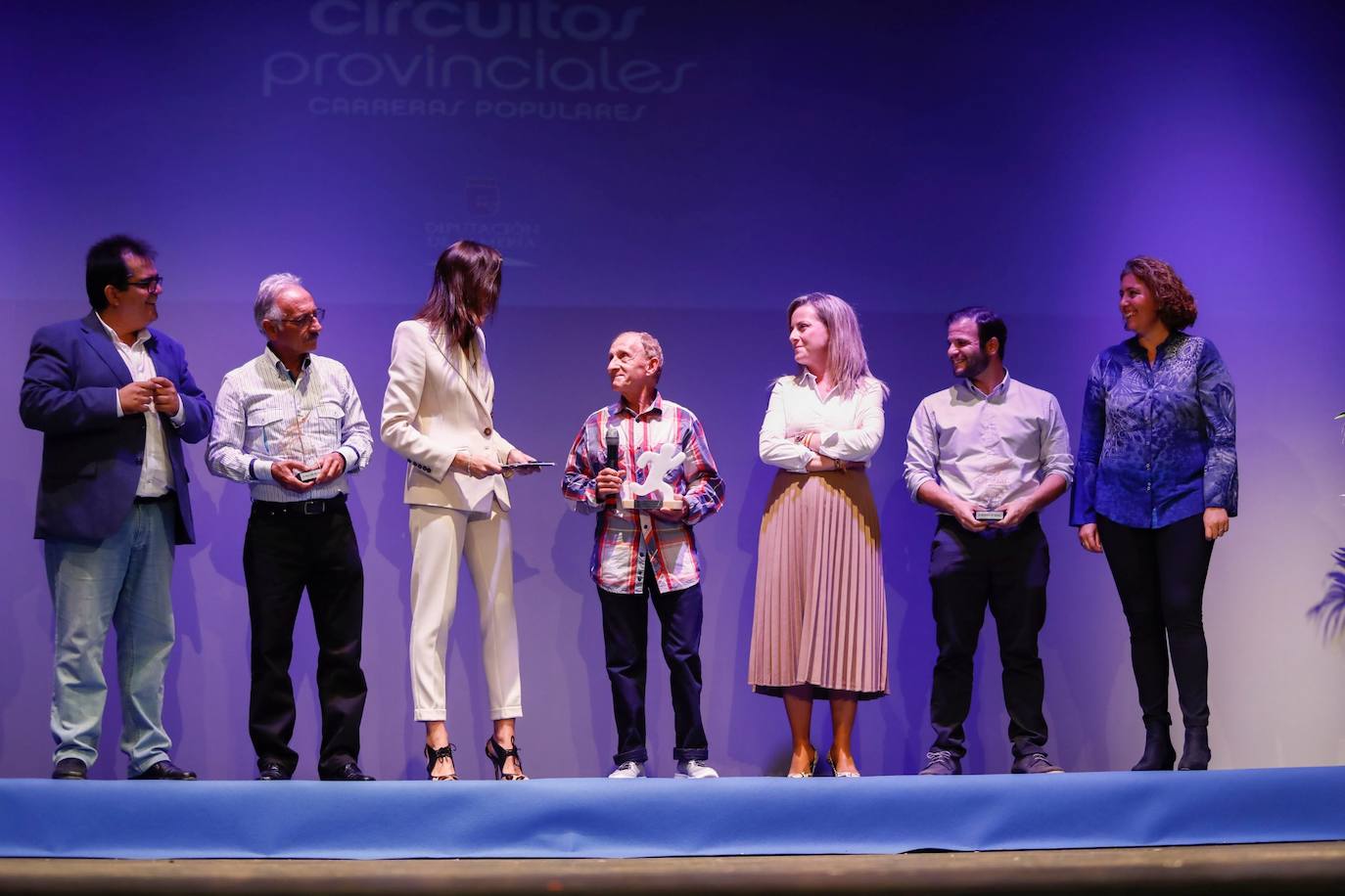 El Teatro Cervantes ha sido testigo de la entrega de premios a los mejores del año