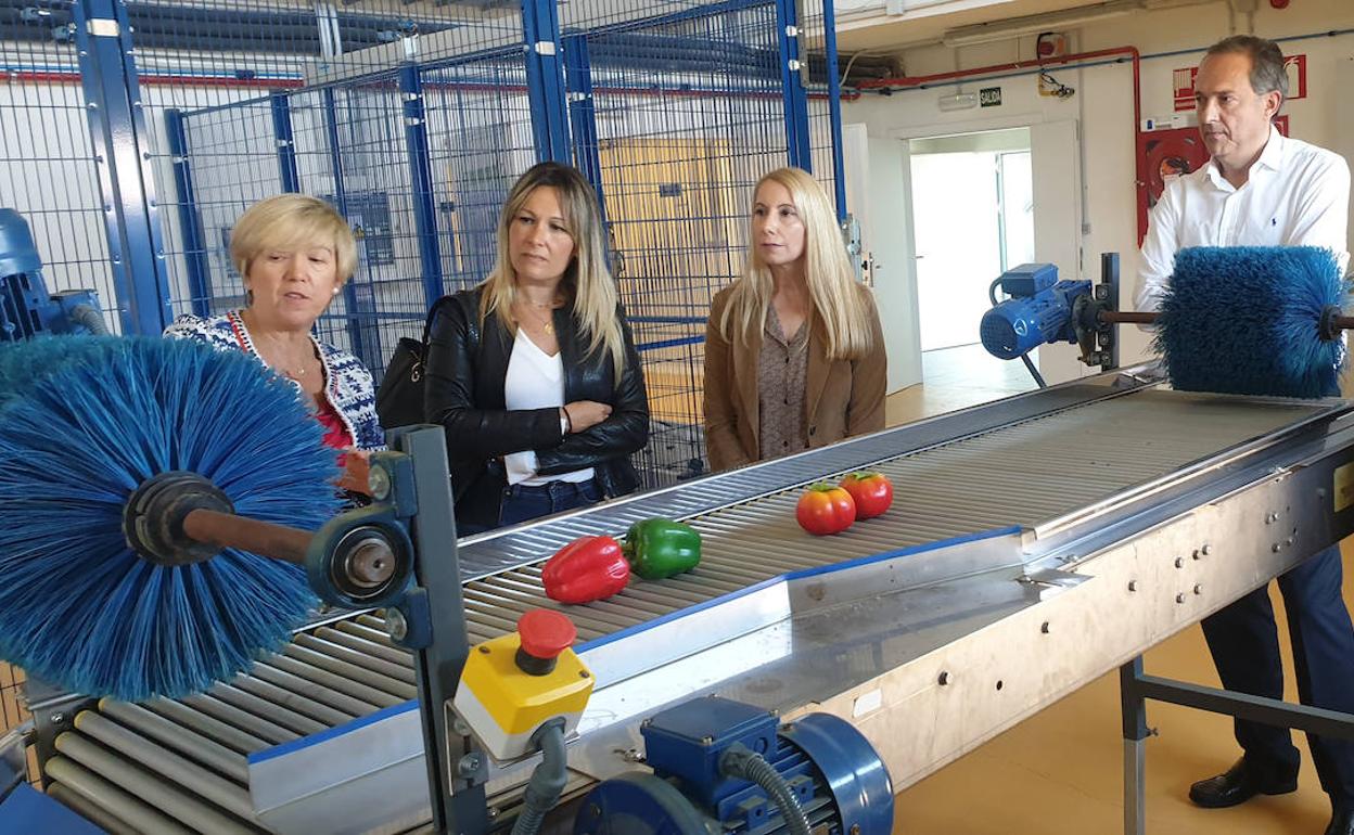 Vicente García Egea durante su visita a la Fundación Tecnova.