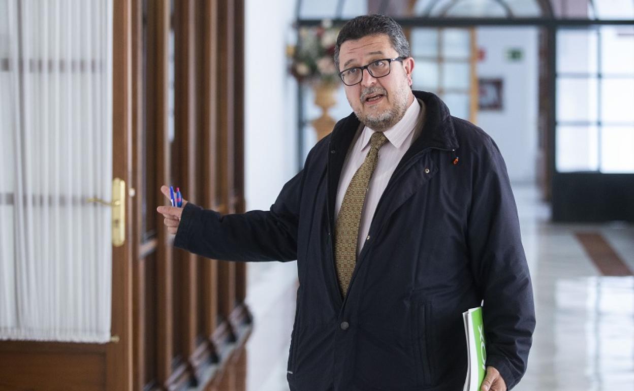 La Fiscalía investiga la empresa creada por Francisco Serrano, líder de Vox en Andalucía, por posible fraude