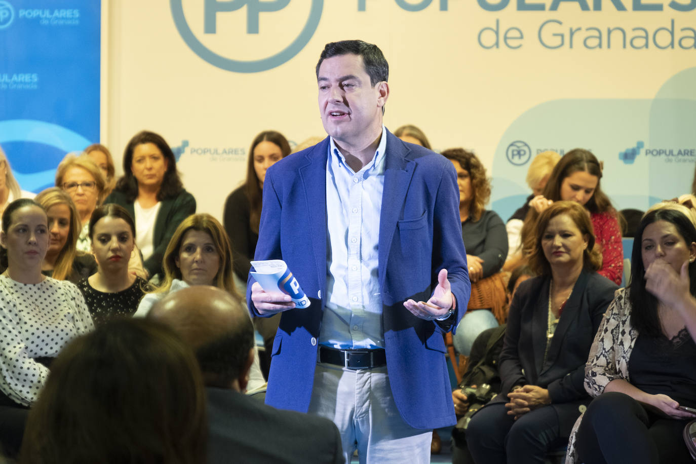 El presidente de la Junta de Andalucía y lider del PP andaluz ha confrontado las «recetas económicas» de Sánchez frente a las reformas iniciadas por el «Gobierno del cambio» en Andalucía