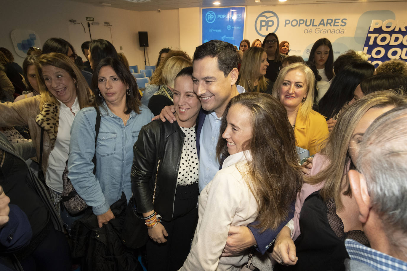 El presidente de la Junta de Andalucía y lider del PP andaluz ha confrontado las «recetas económicas» de Sánchez frente a las reformas iniciadas por el «Gobierno del cambio» en Andalucía