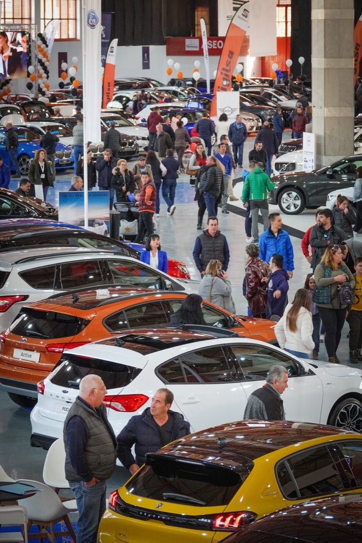 Fotos: Coches para todos los gustos a precios asequibles en la Feria del Motor de Granada