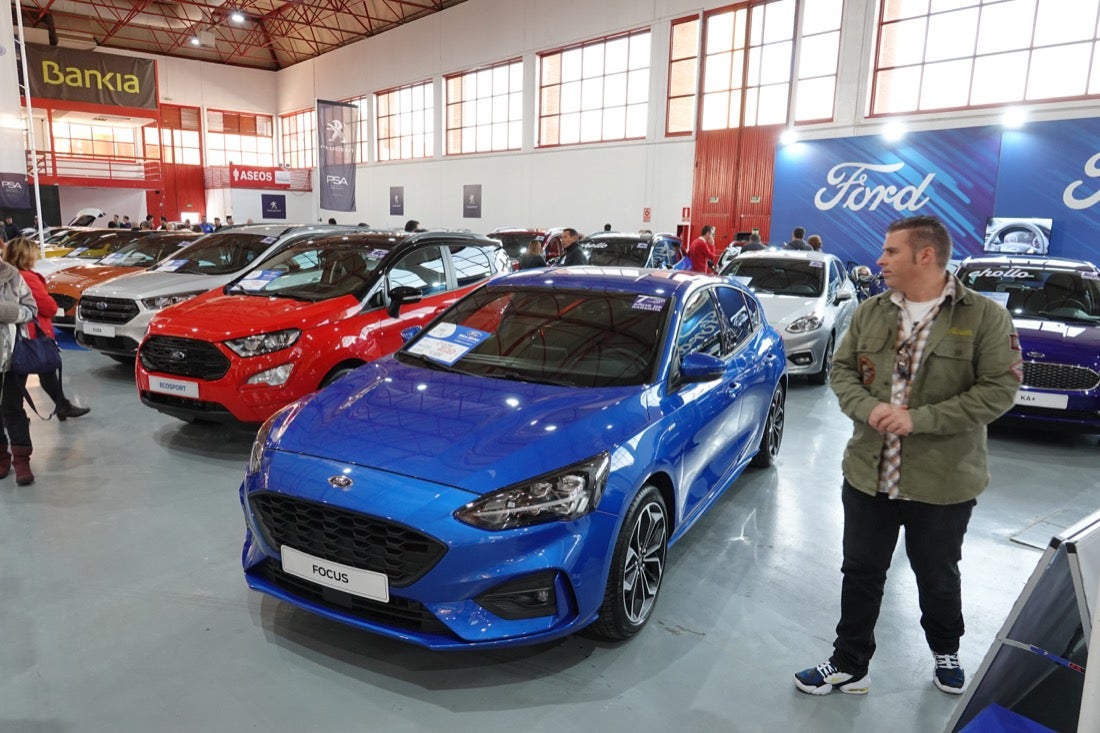 Fotos: Coches para todos los gustos a precios asequibles en la Feria del Motor de Granada