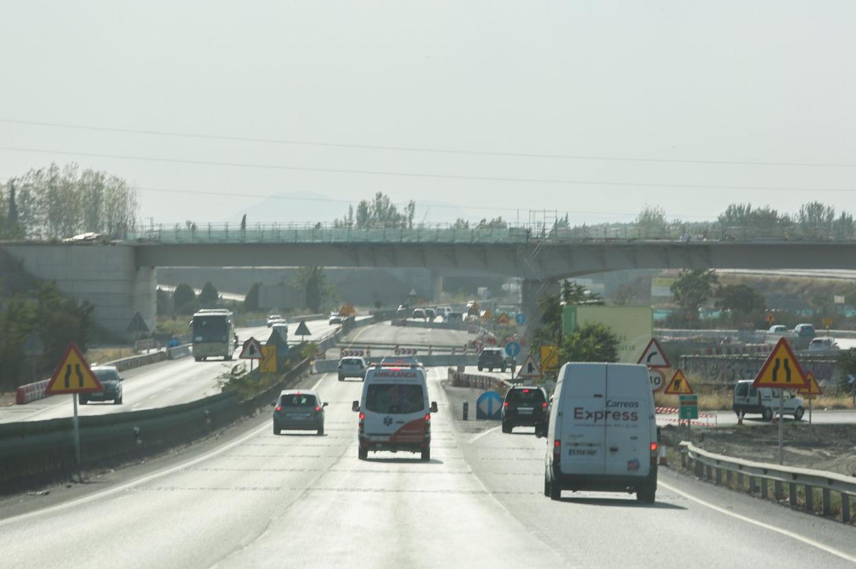 Las obras de la Segunda Circunvalación siguen al ralentí; en la imagen, los trabajos a la altura de Santa Fe en el mes de agosto. 