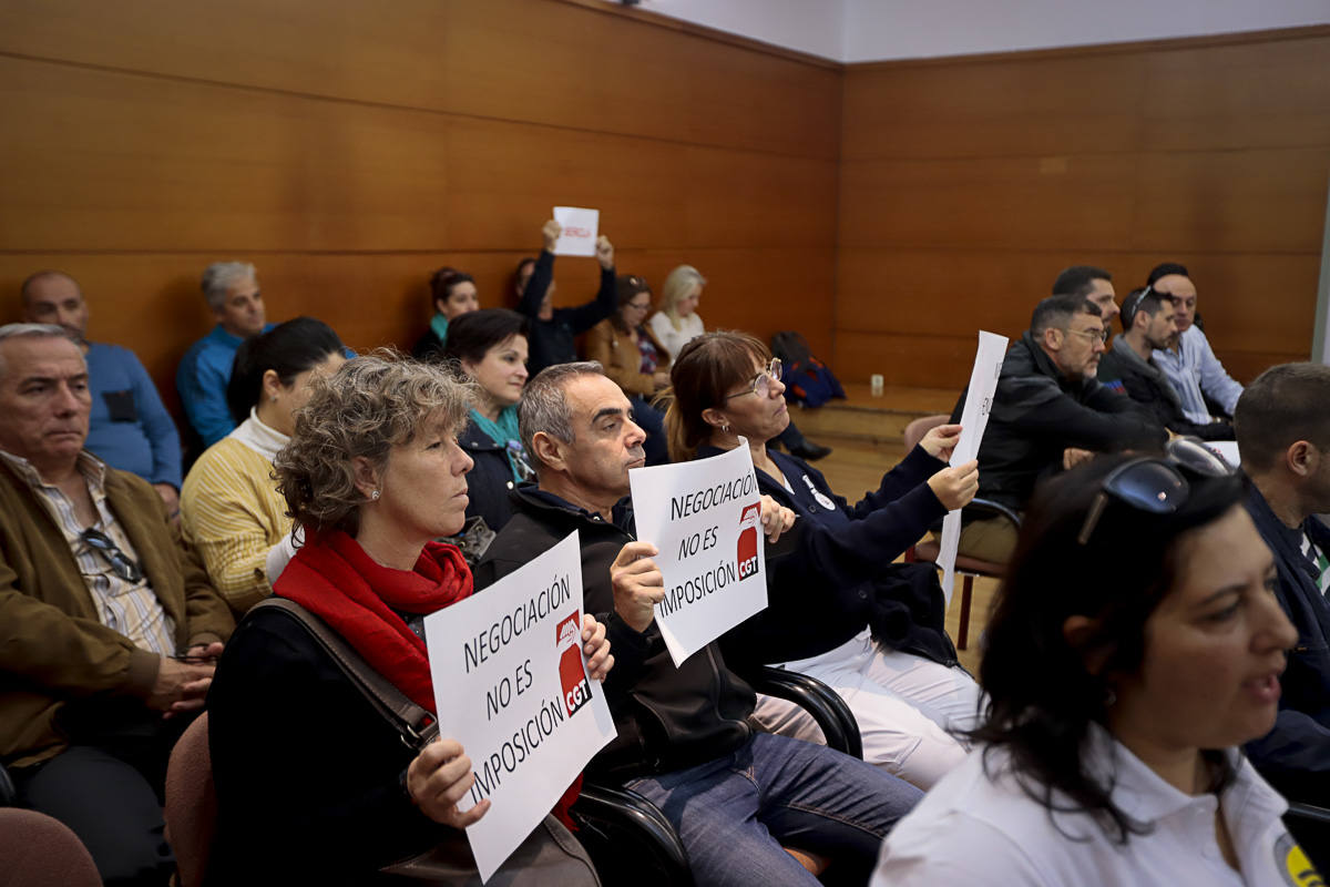 El personal reclama menos enchufismo en el servicio y más medios para trabajar 