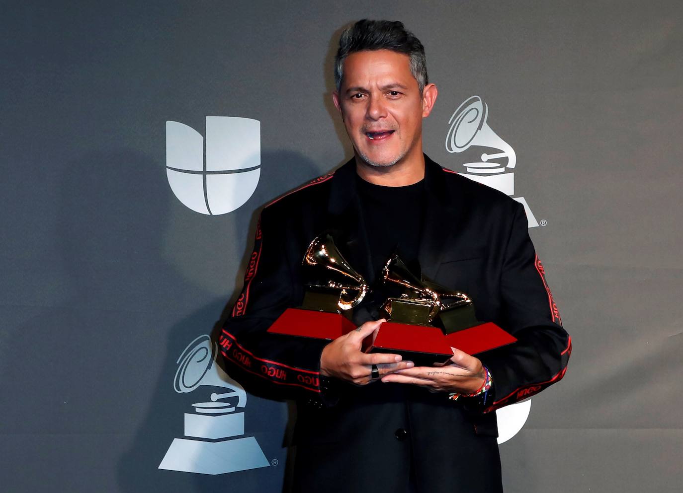 La artista española logró cinco de los seis premios a los que estaba nominada 