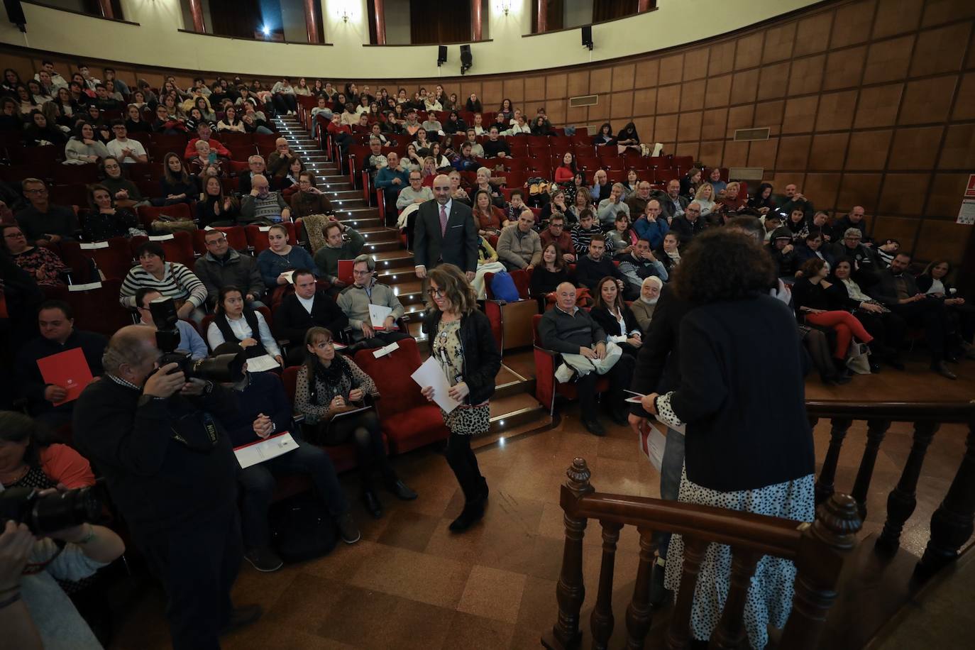 Estas prácticas contribuyen a promover la inclusión social y laboral de las personas con discapacidad intelectual y fomentar la formación e inserción laboral