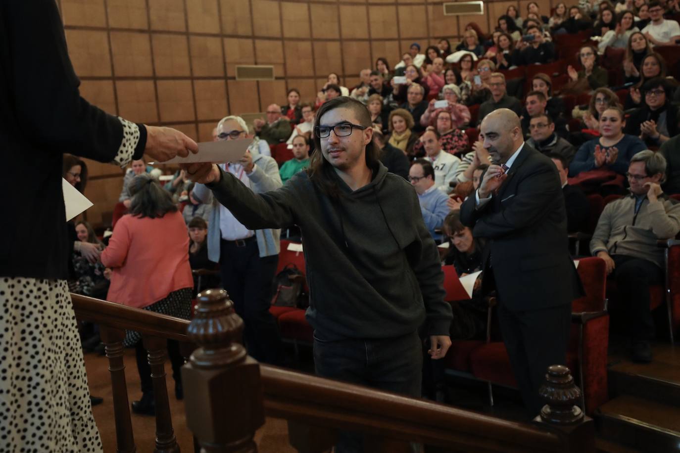 Estas prácticas contribuyen a promover la inclusión social y laboral de las personas con discapacidad intelectual y fomentar la formación e inserción laboral