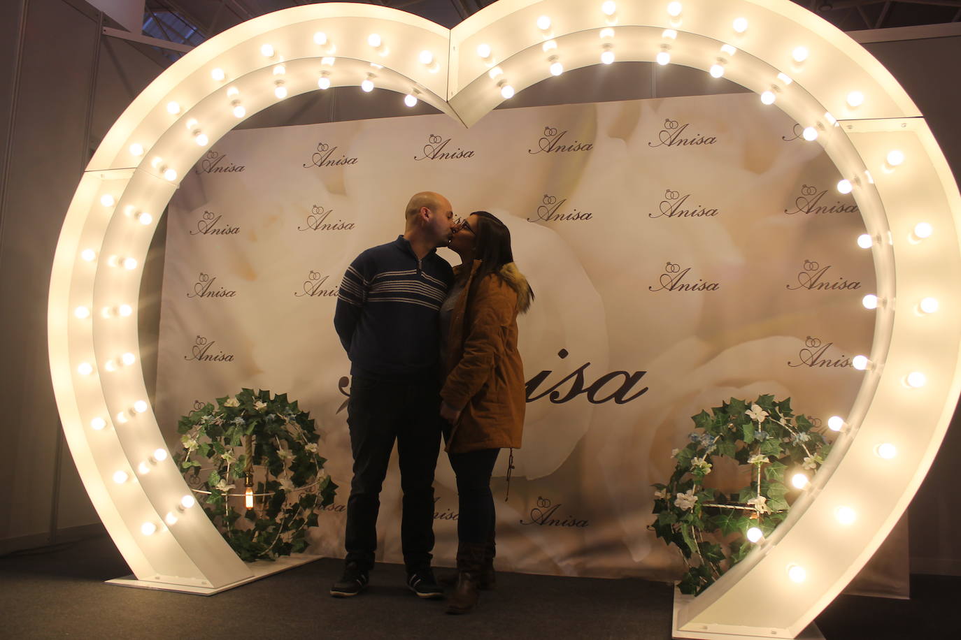 Más de 90 empresas están desde hoy hasta el domingo en Jaén de Boda para mostrar sus productos y servicios destinados a la celebración de estos eventos