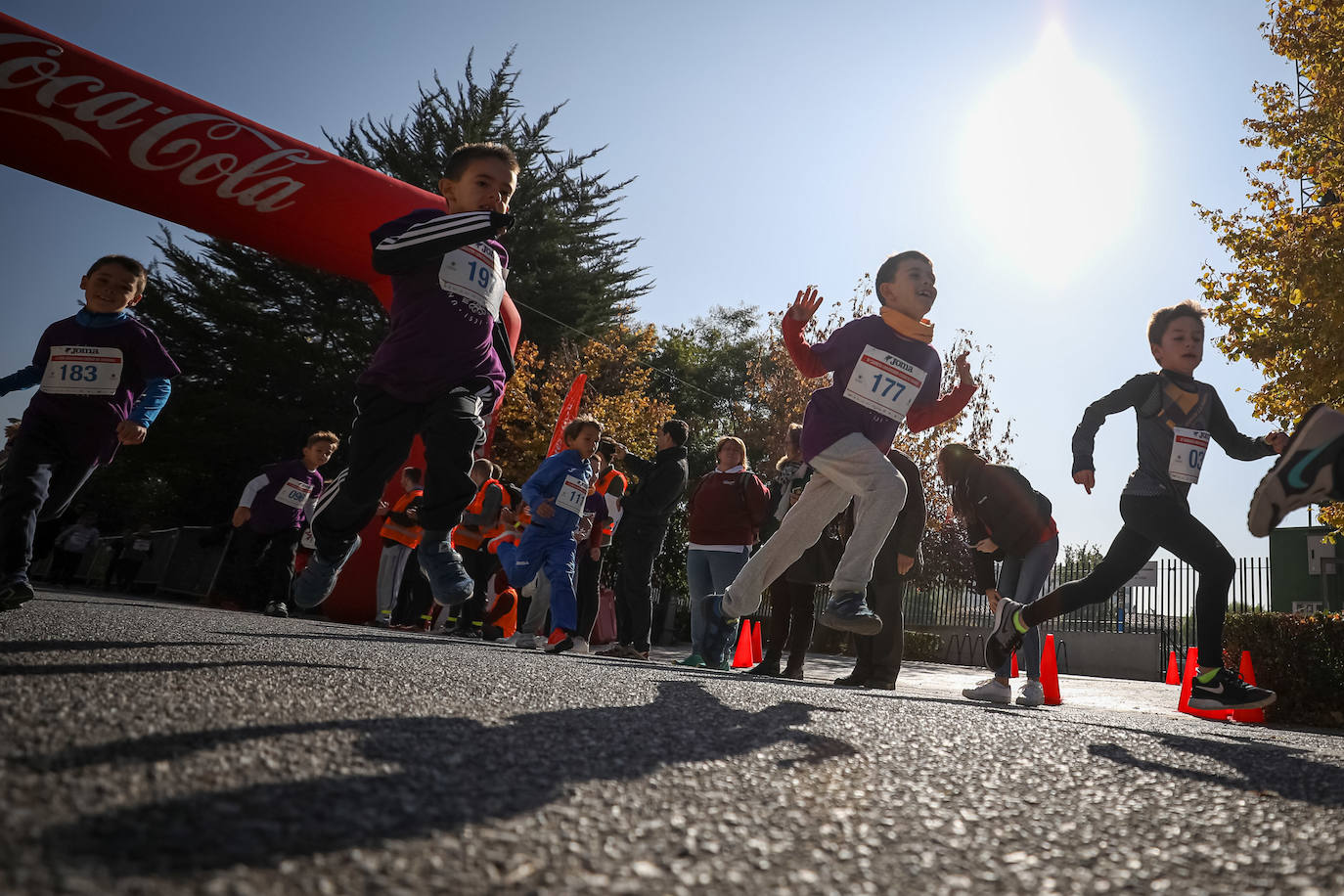 240 niños y niñas participan en la primera jornada de la sexta edición de la Carrera Universidad Ciudad de Granada