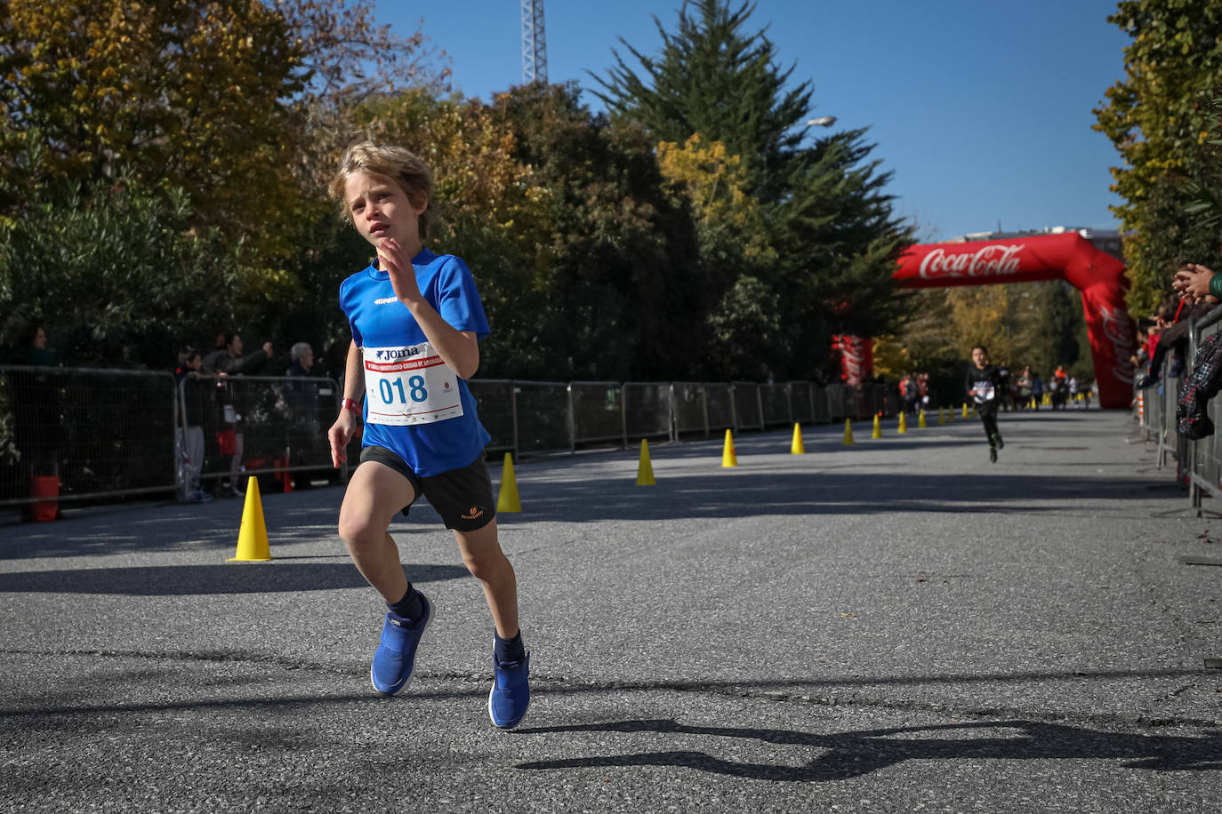 240 niños y niñas participan en la primera jornada de la sexta edición de la Carrera Universidad Ciudad de Granada