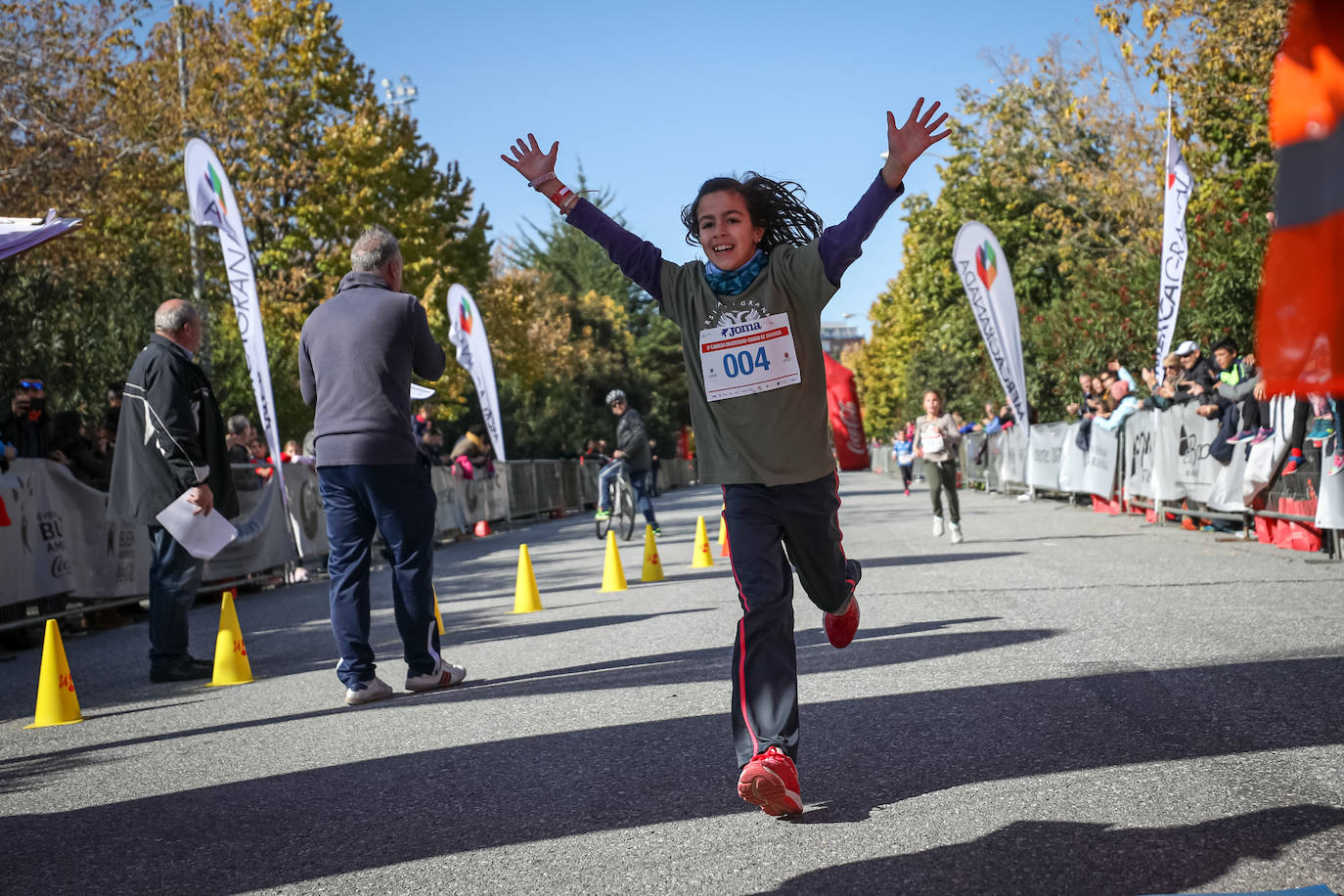 240 niños y niñas participan en la primera jornada de la sexta edición de la Carrera Universidad Ciudad de Granada