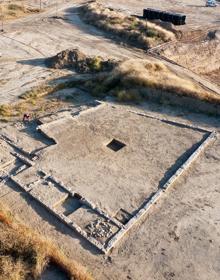 Imagen secundaria 2 - Proceso de excavación de los restos de Cújar, arrasados en 1125